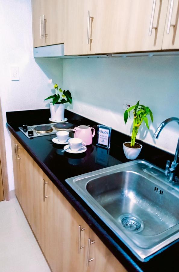 Shore 2 Residences 1Br Deluxe Room In Moa Complex Manila Exterior foto