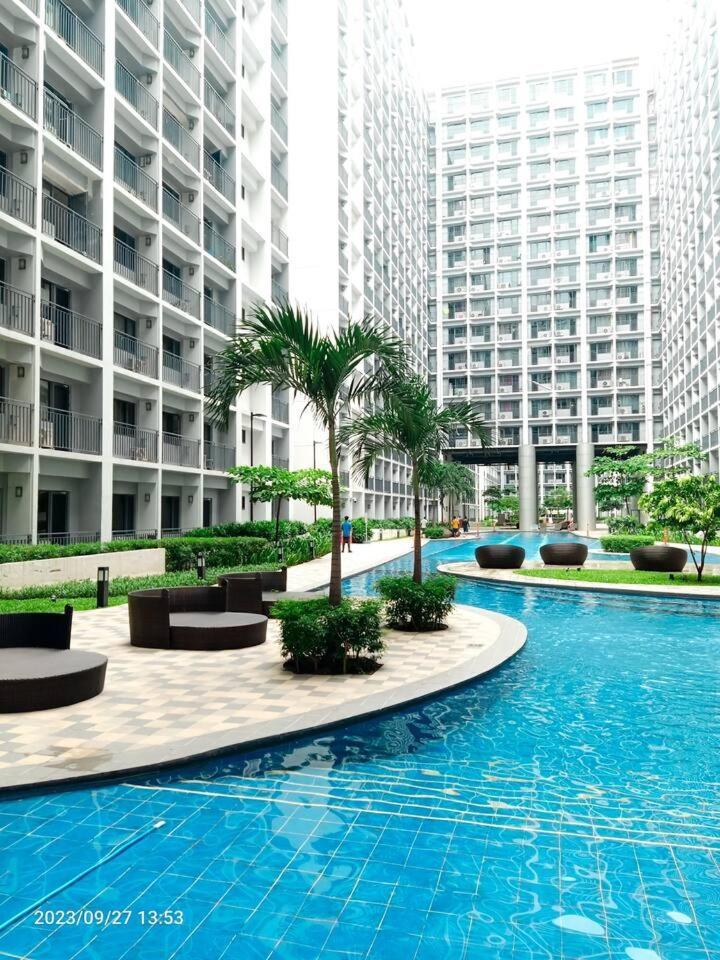 Shore 2 Residences 1Br Deluxe Room In Moa Complex Manila Exterior foto